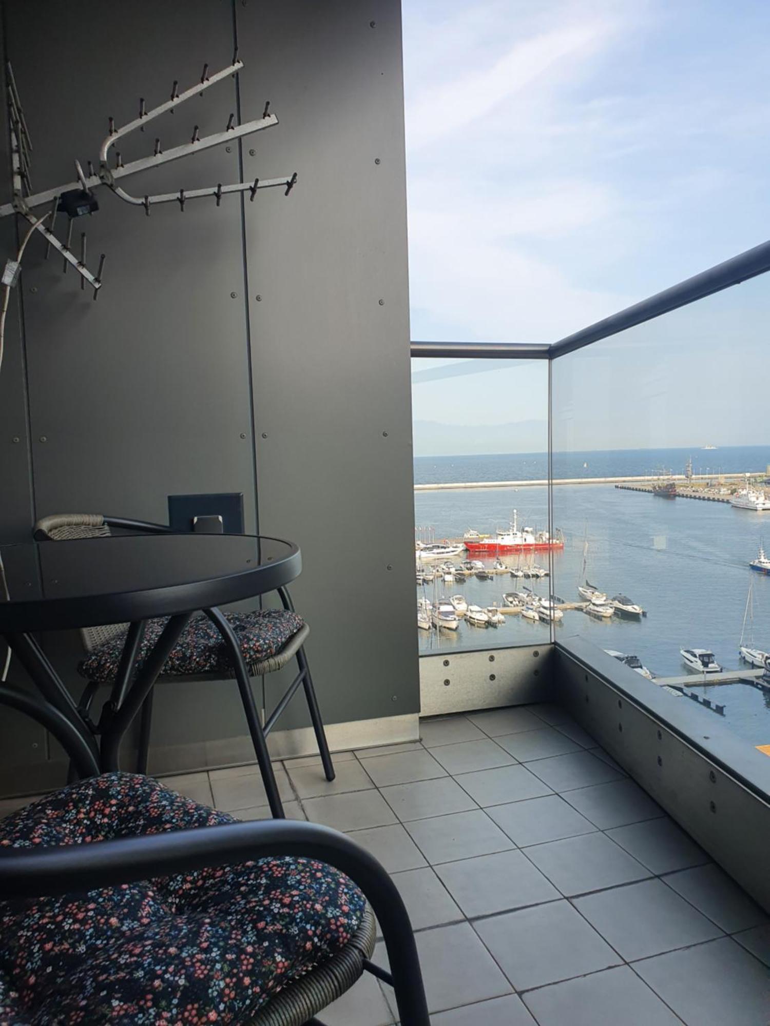 Ferienwohnung Sea Towers Gdynia Exterior foto